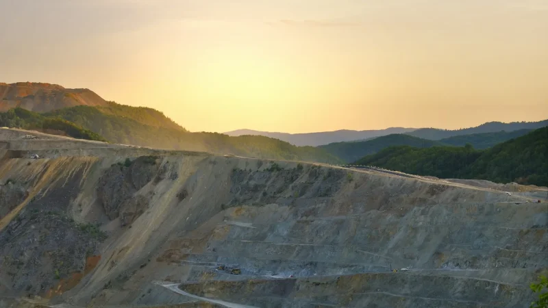 Technical Due Diligence for Mining Projects: From Resource Risk to Investment Decision